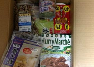 多摩平の中村様がショッパーを見て、食品の提供をして下さいました。（2017.3.2）
