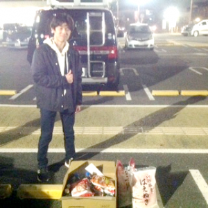 東村山西高校で高校生中心のフードドライブ、食品25キロをご寄付いただきました。（2018/2/16）